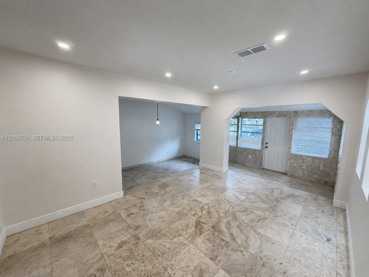1820 Coolidge Street Property Photo 4
