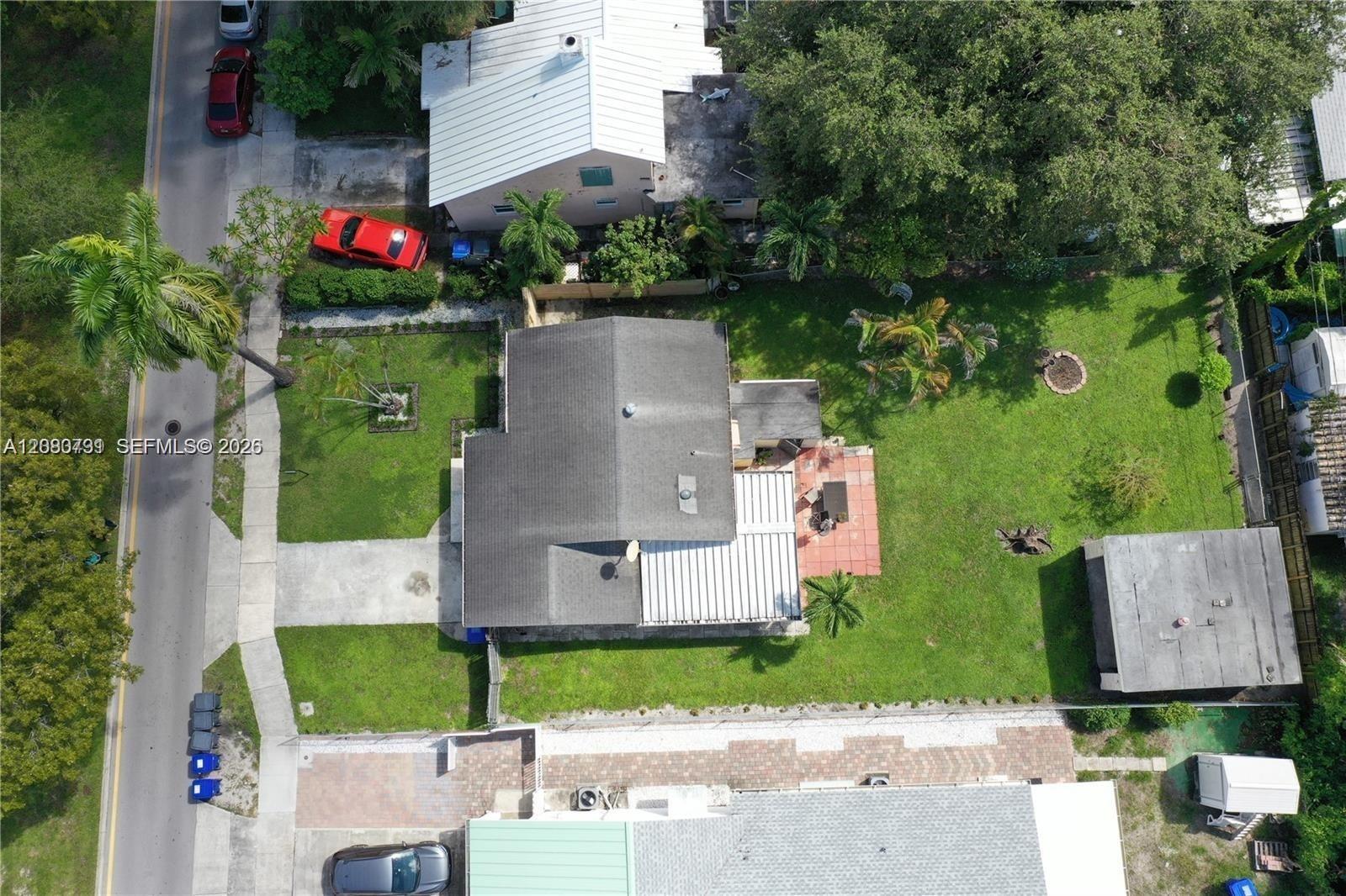 1820 Coolidge Street Property Photo 15