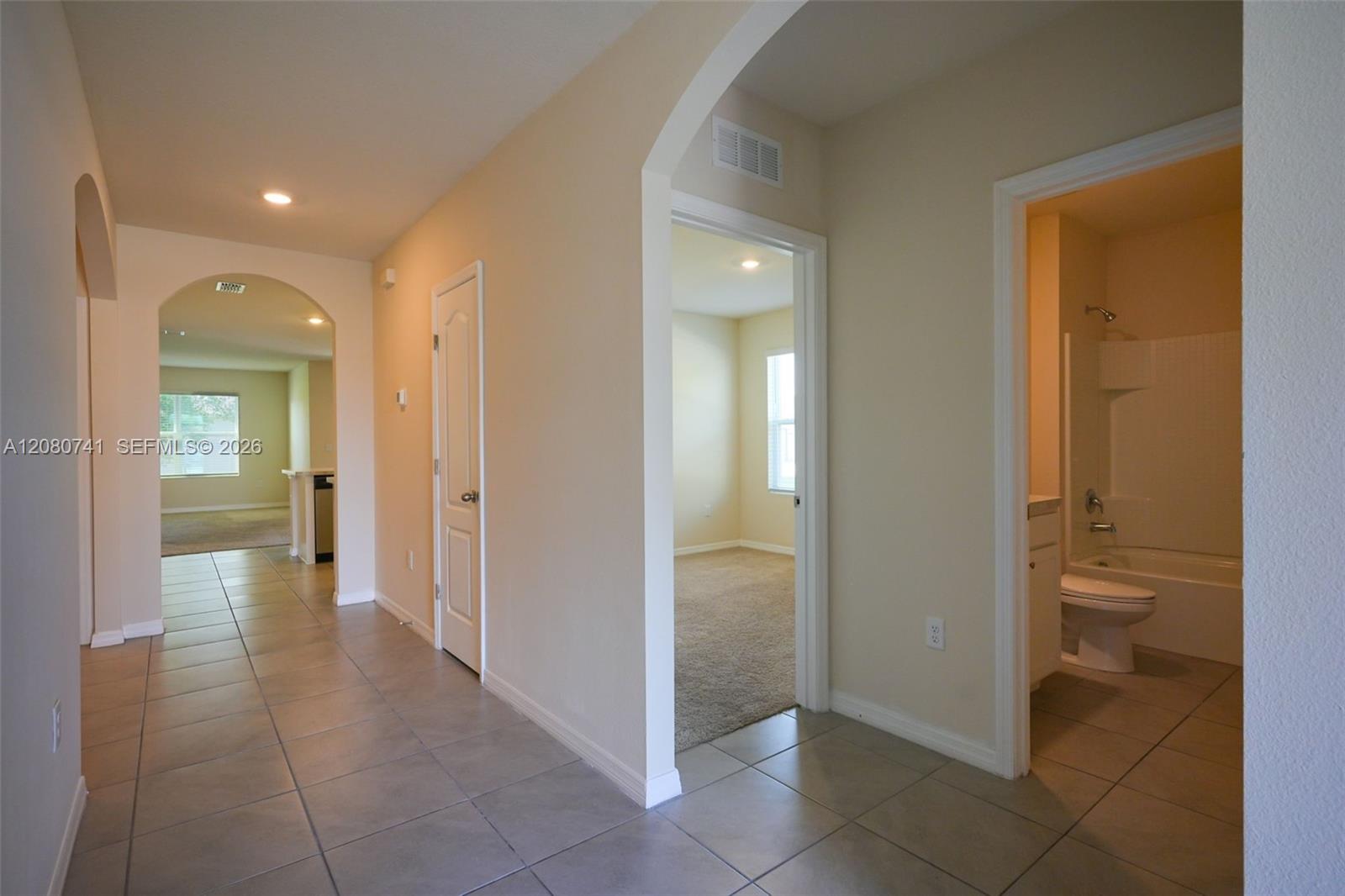 660 Cotulla Drive Property Photo 6
