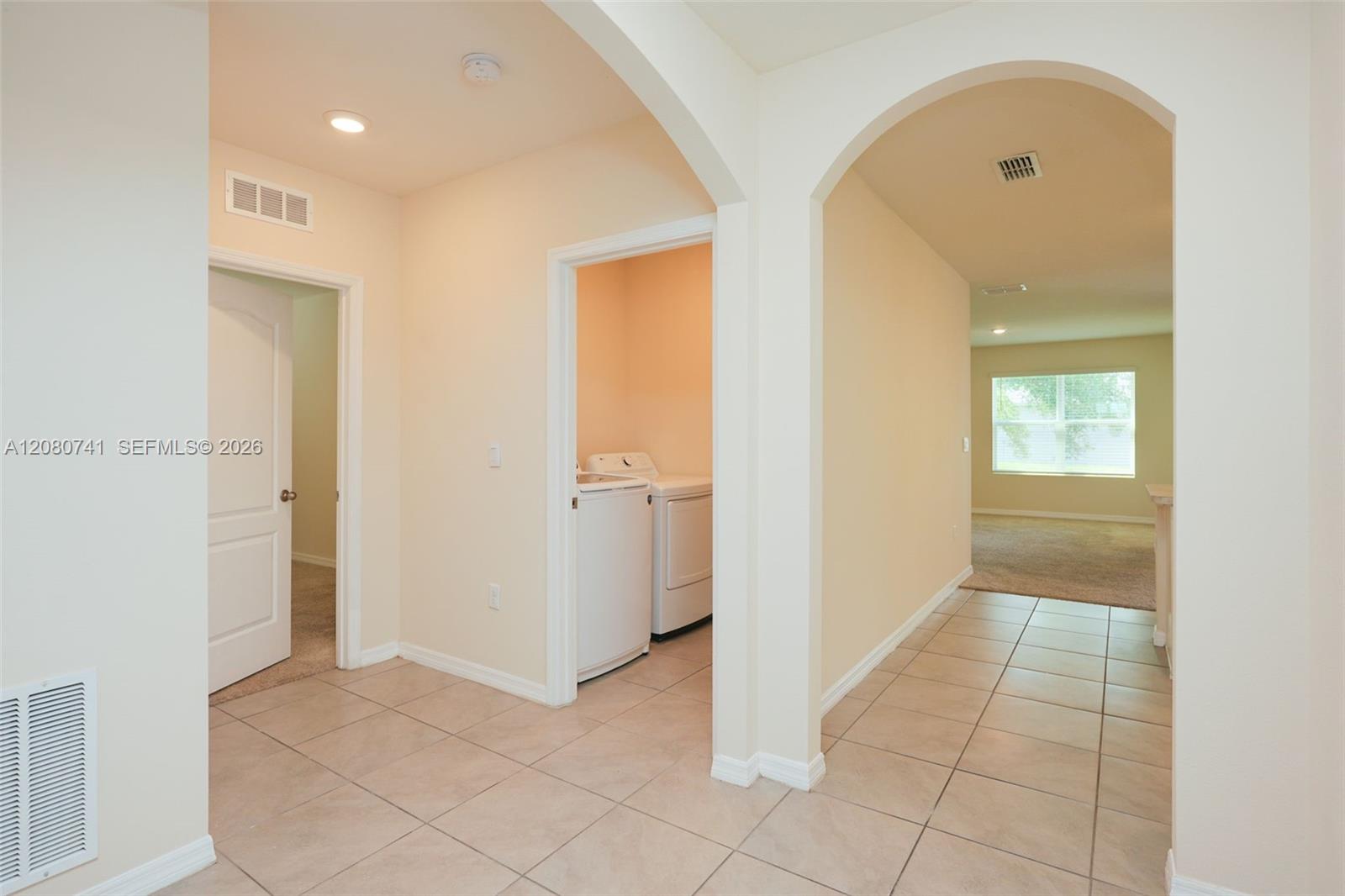 660 Cotulla Drive Property Photo 11