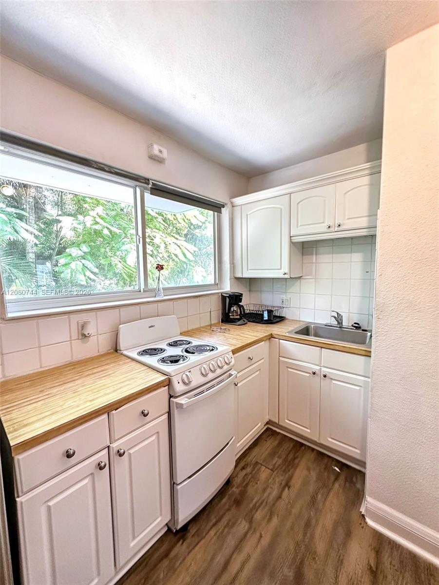3071 Sw 27th Avenue 19 Property Photo 17