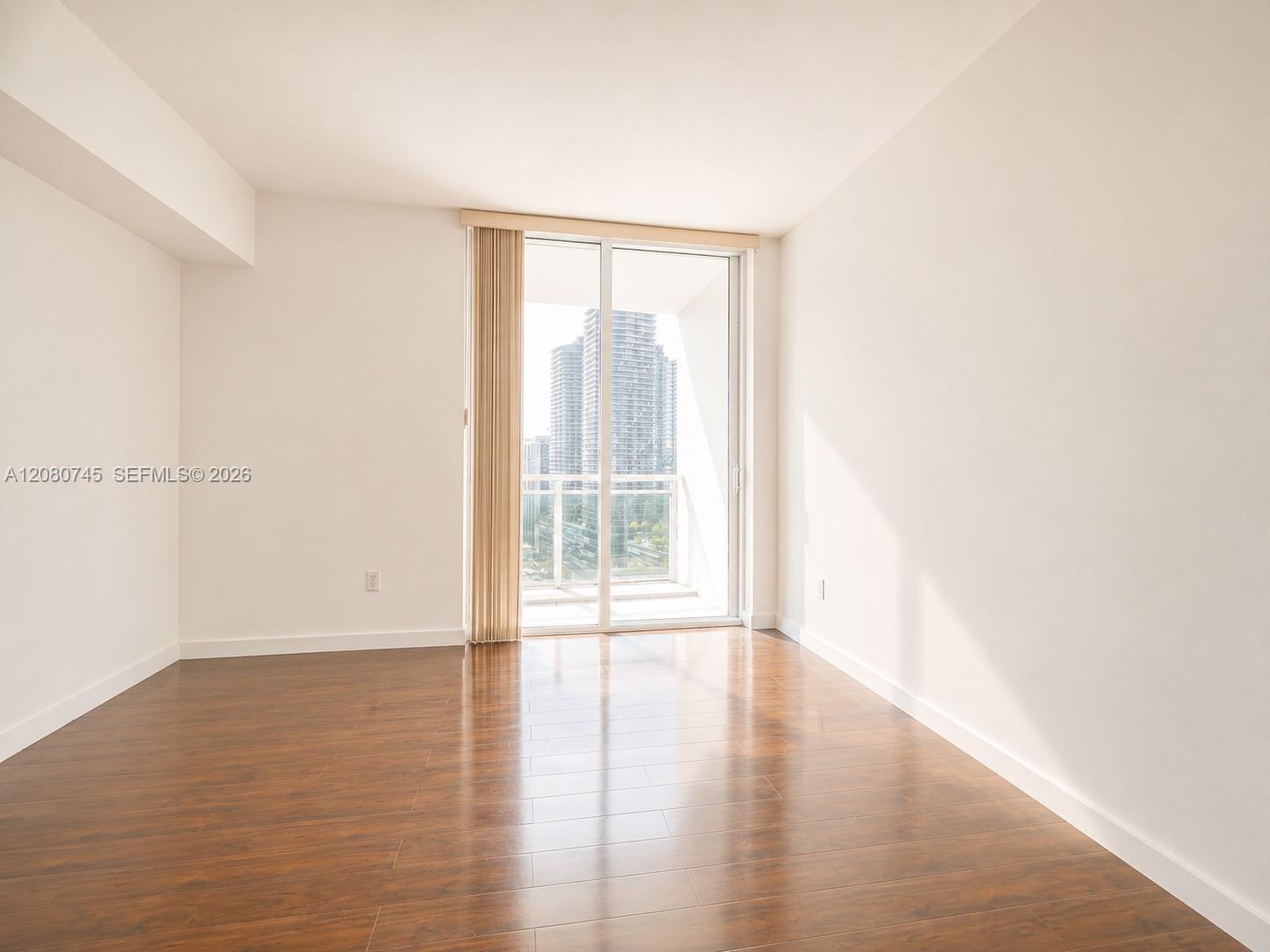 951 Brickell Avenue 2407 Property Photo 7