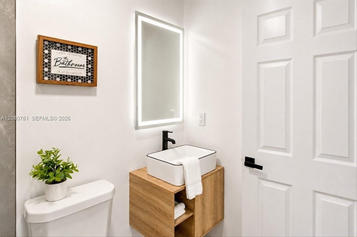 268 Nw 34th Street Property Photo 11
