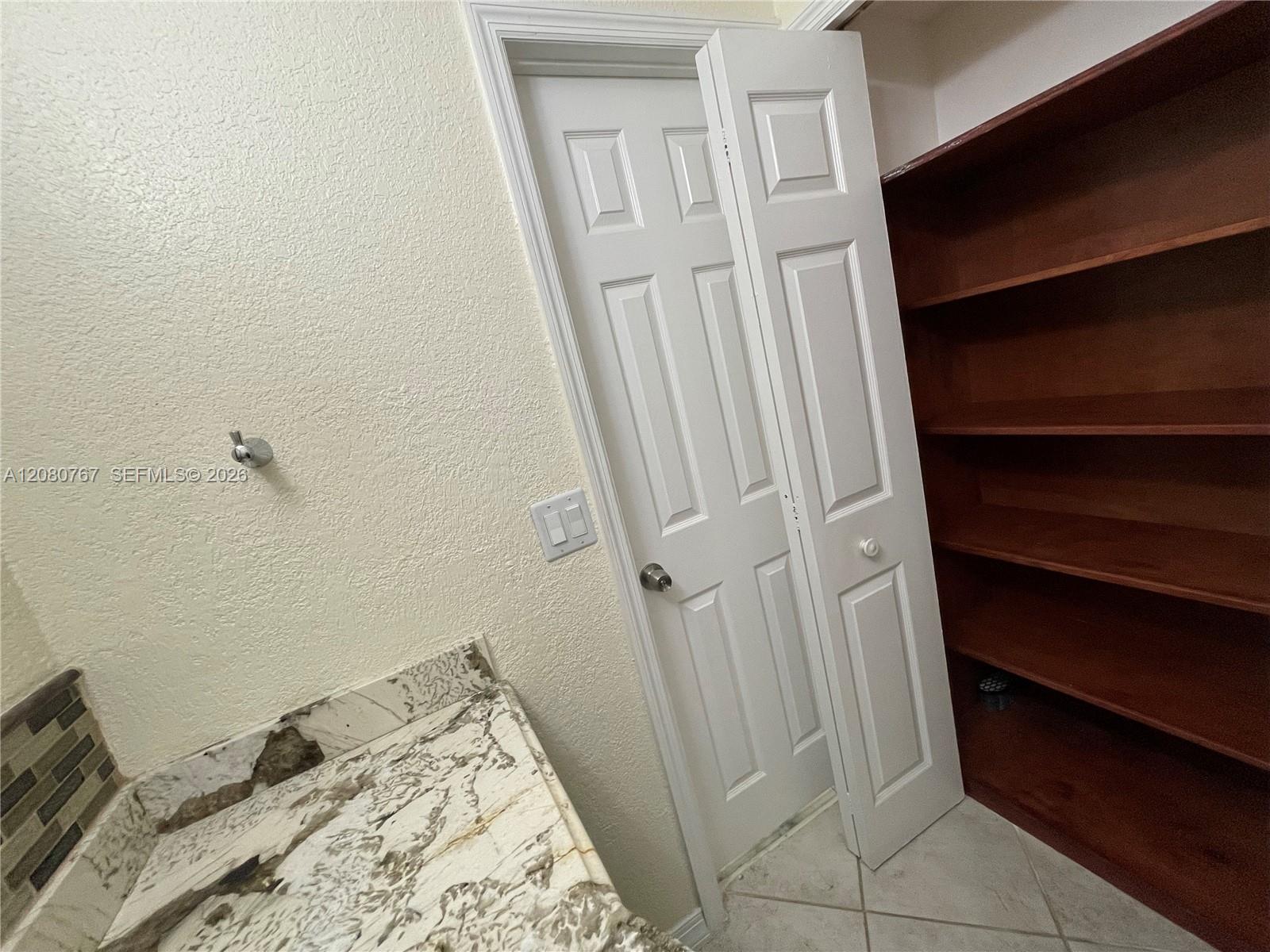 16240 Laurel Drive 101 Property Photo 39