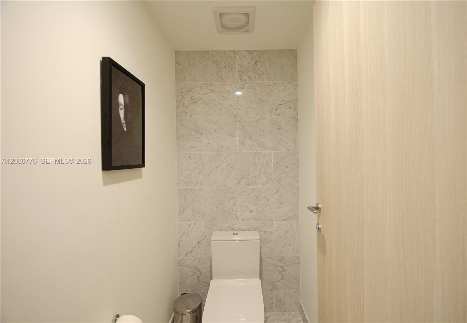 1000 Brickell Plaza 4207 Property Photo 15