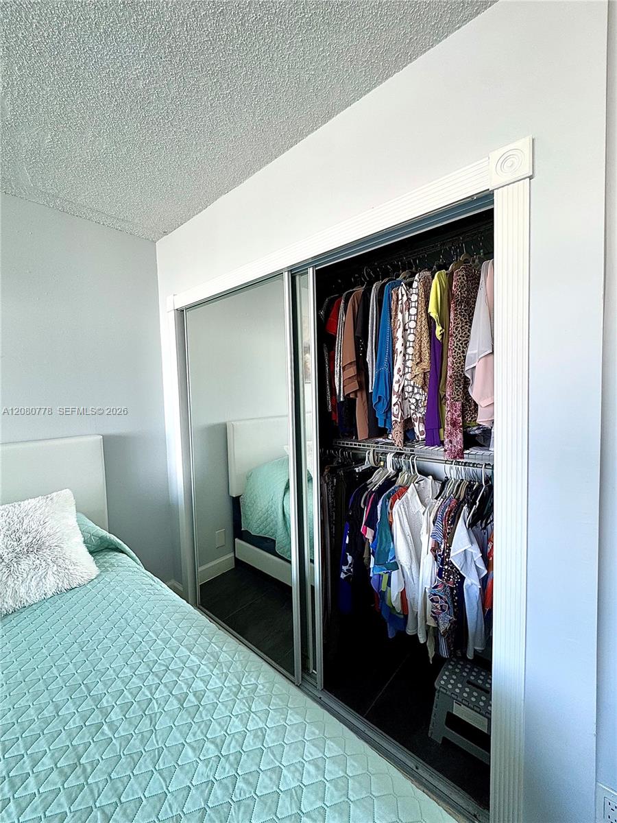 100 Golden Isles Drive 806 Property Photo 47