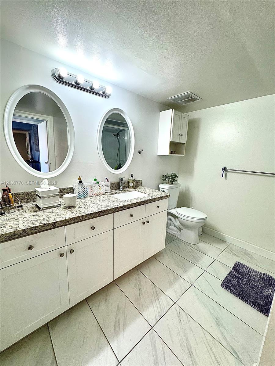 100 Golden Isles Drive 806 Property Photo 52