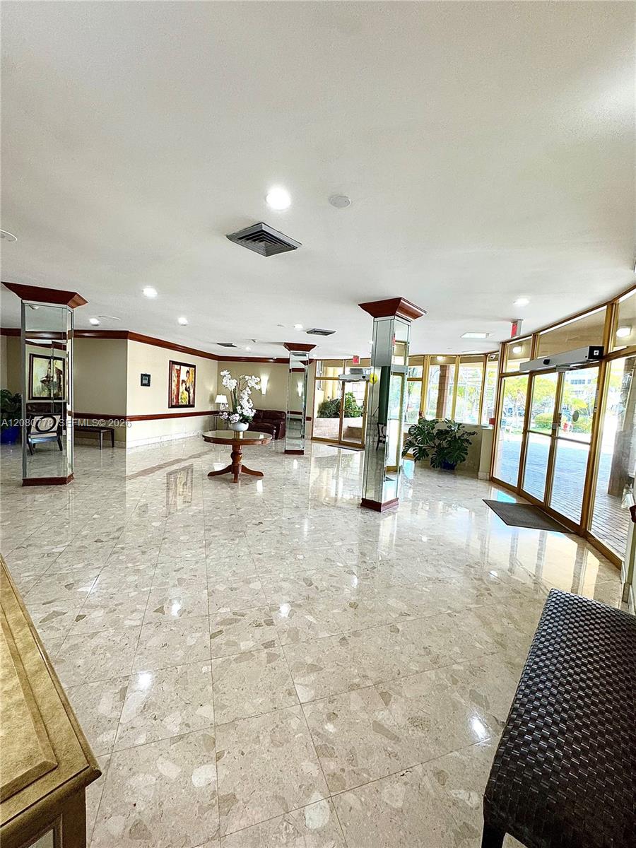 100 Golden Isles Drive 806 Property Photo 63