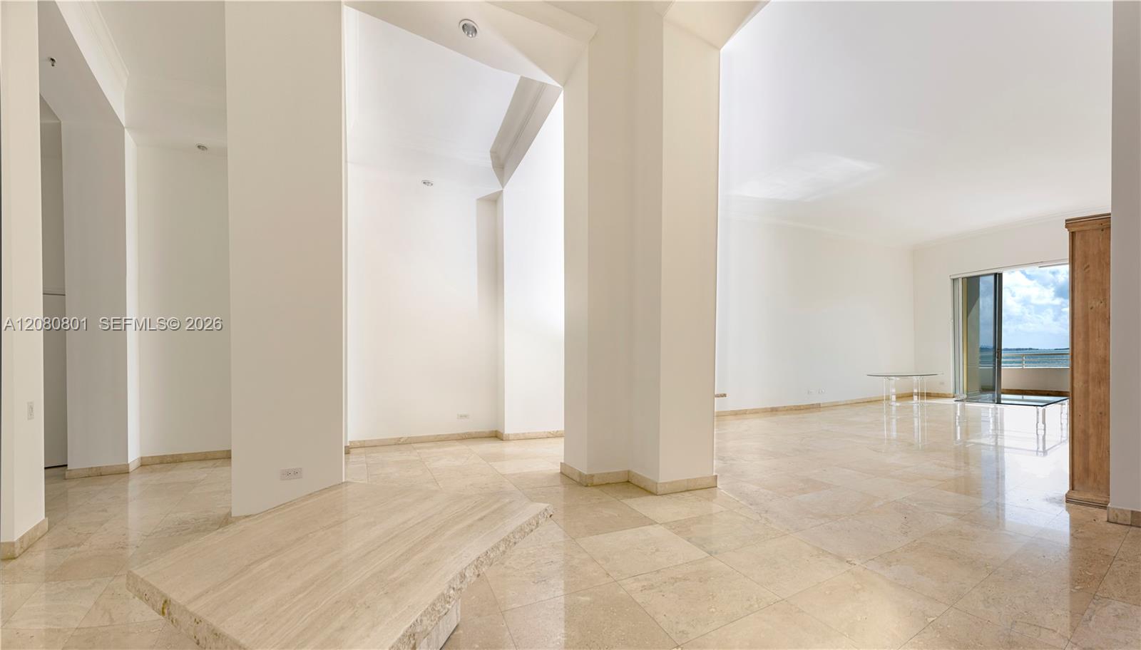 808 Brickell Key Drive 404 Property Photo 6