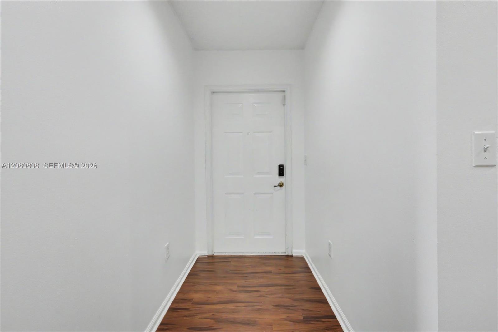 A12080808 Property Photo 10