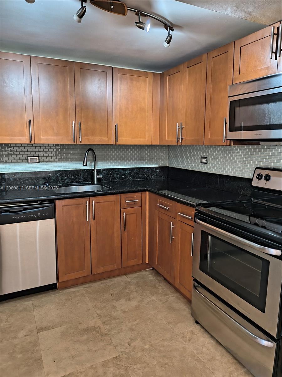 1740 N River Drive 120 Property Photo 1