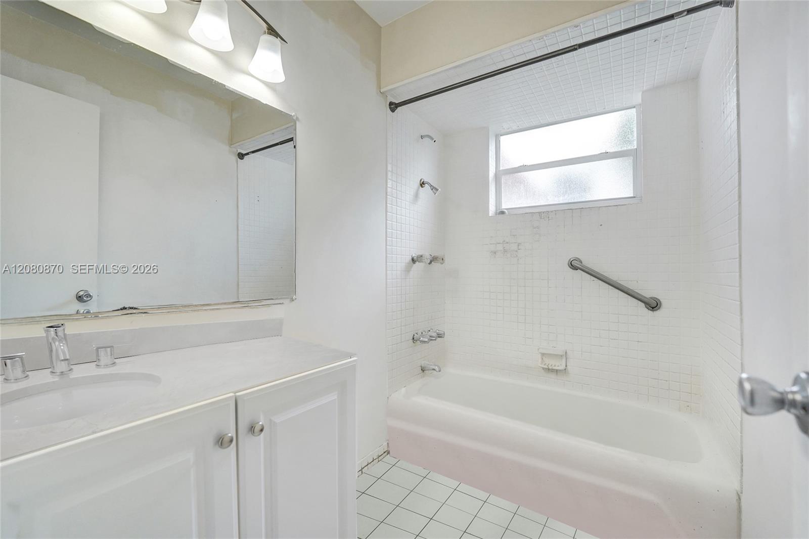 541 N 70th Terrace Property Photo 28