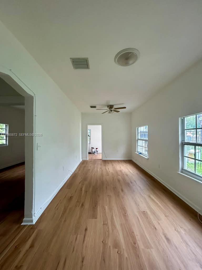 A12080872 Property Photo 5