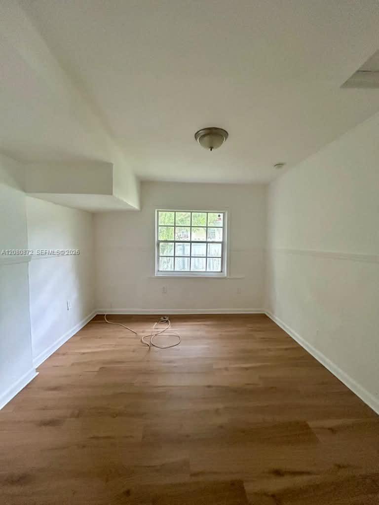 A12080872 Property Photo 6