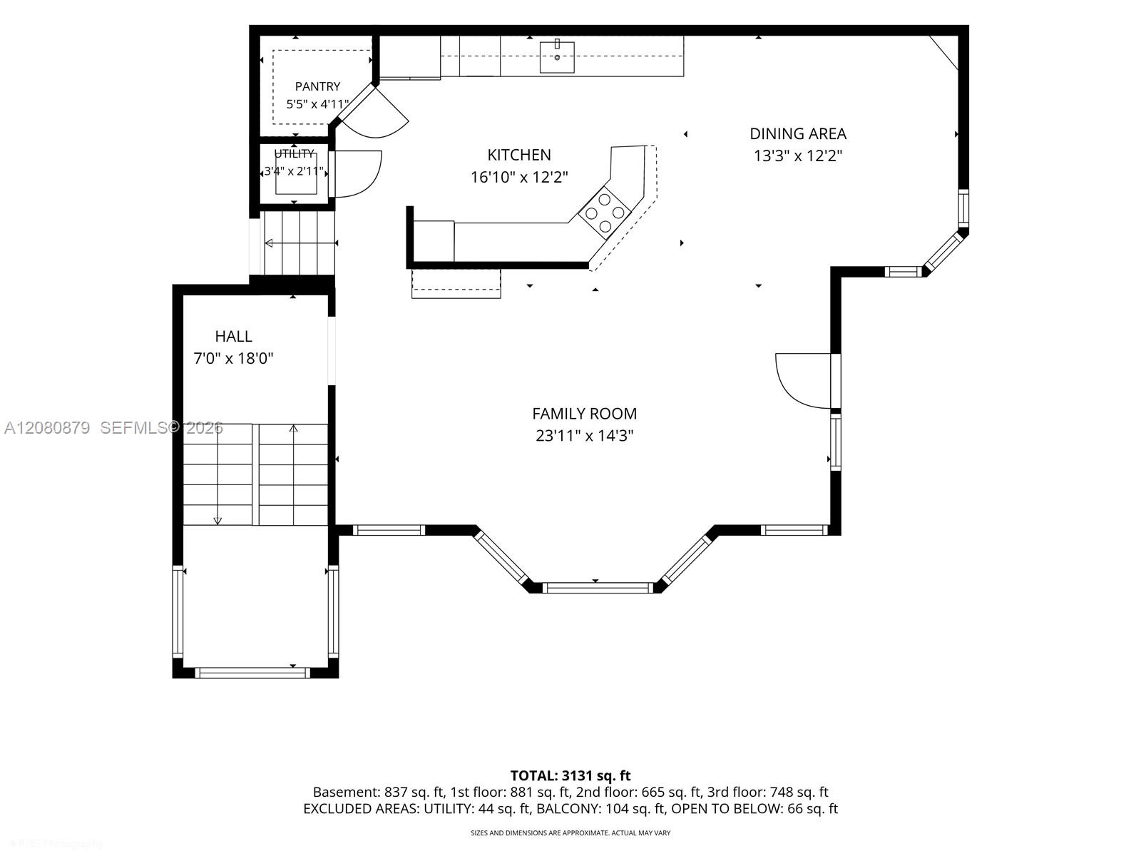 596 Fernwood Road B Property Photo 41