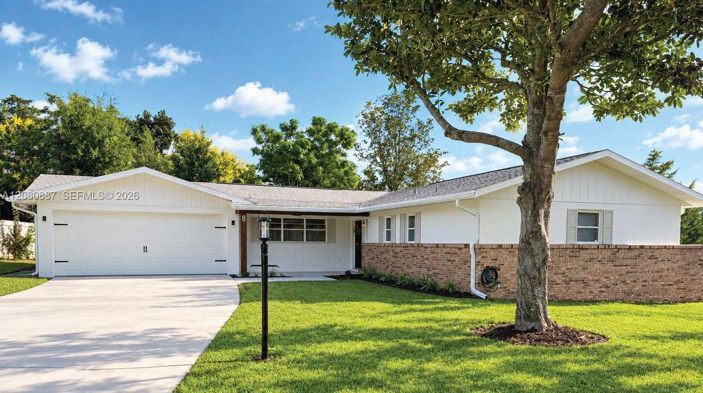 8 Emerald Way Property Photo 1
