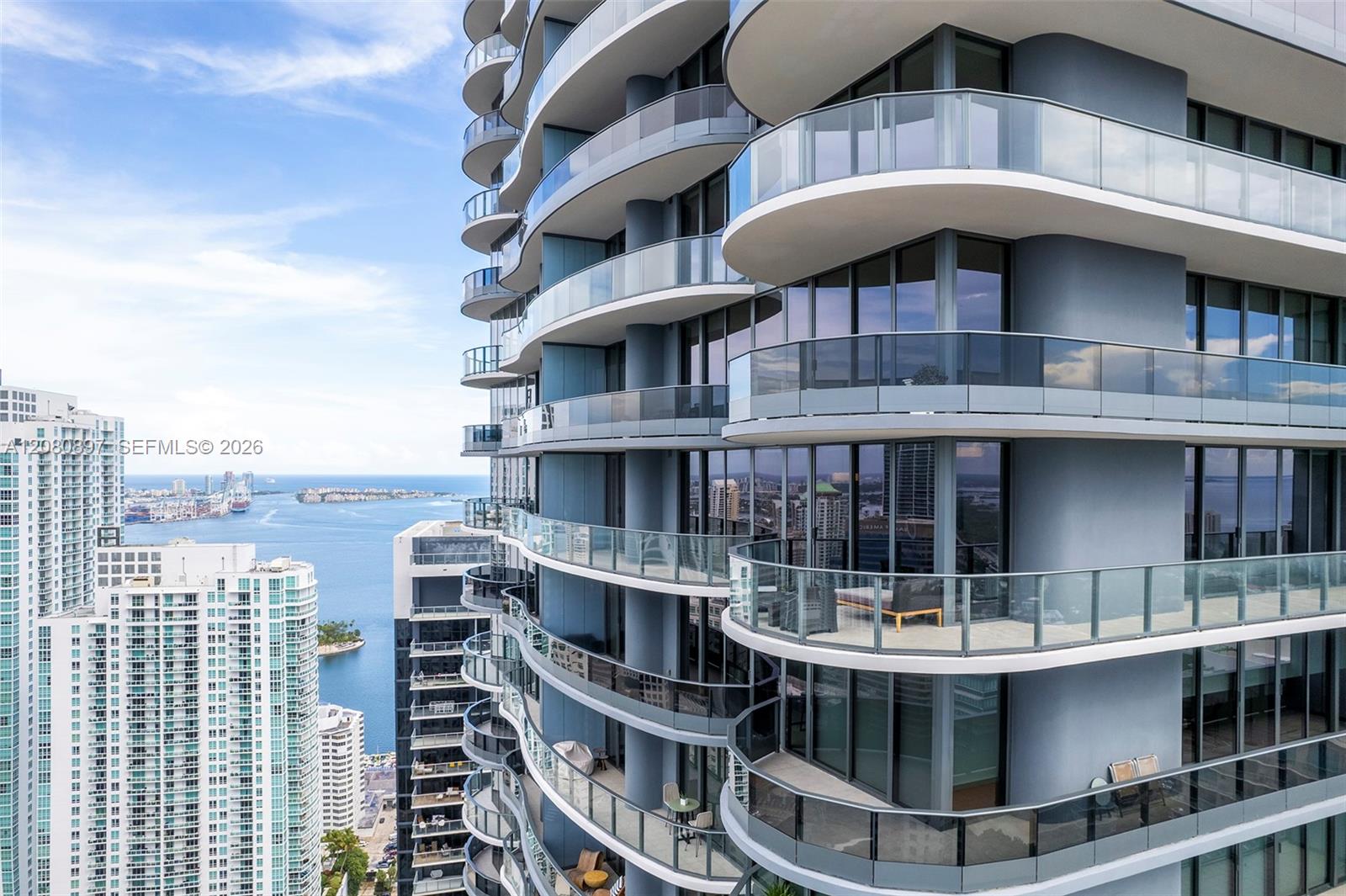 1000 Brickell Plaza Ph5307 Property Photo 3