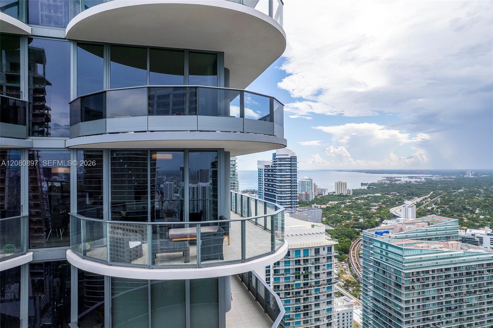 1000 Brickell Plaza Ph5307 Property Photo 4
