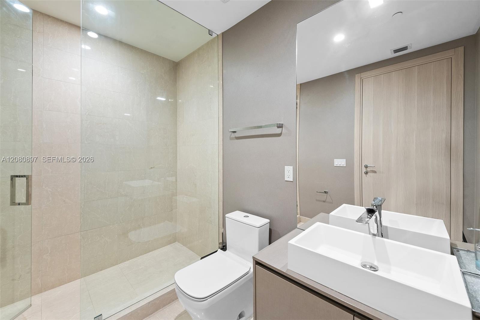 1000 Brickell Plaza Ph5307 Property Photo 21