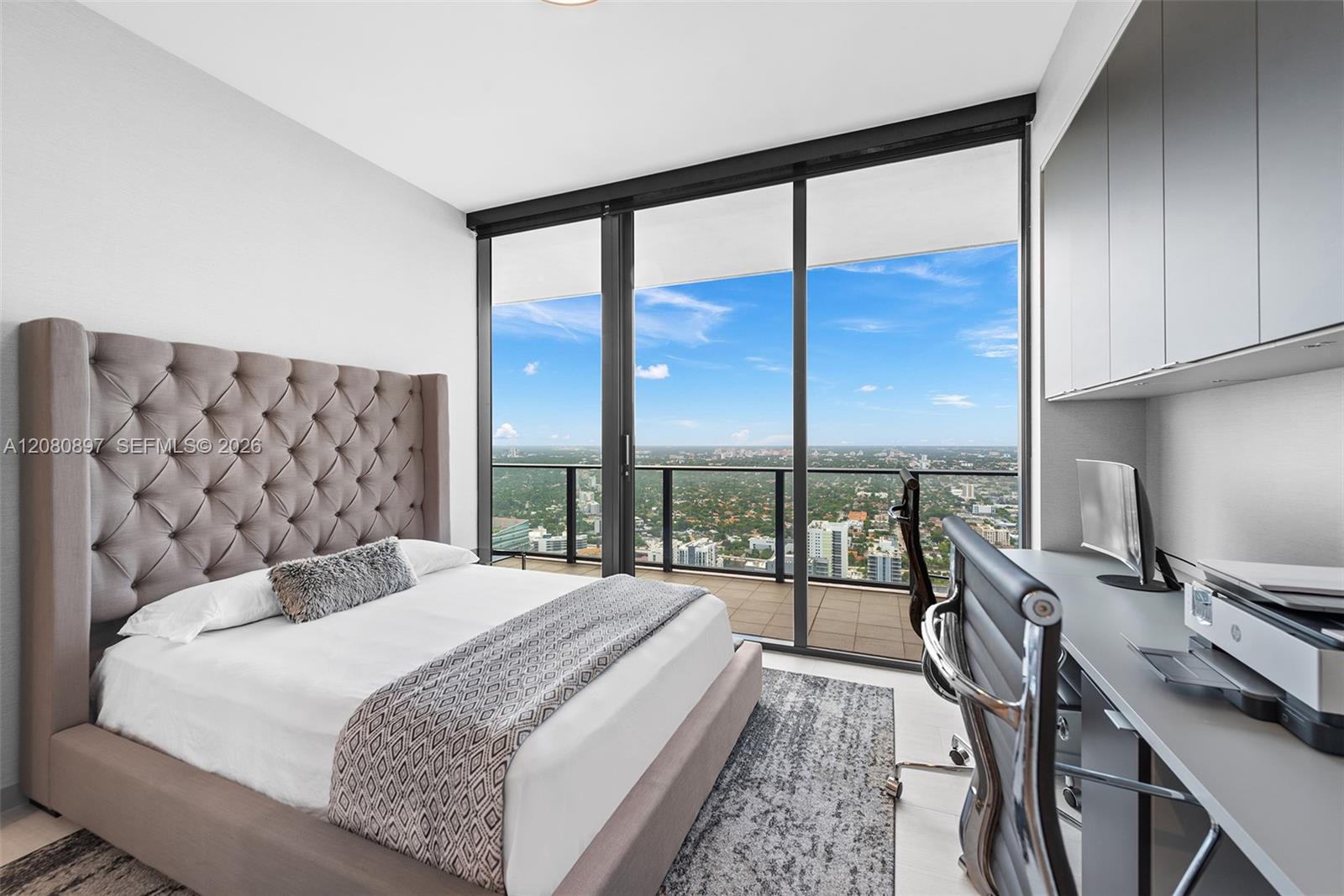 1000 Brickell Plaza Ph5307 Property Photo 23