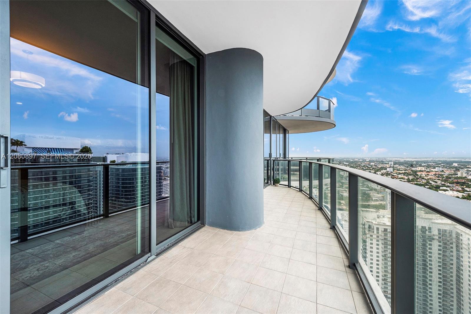 1000 Brickell Plaza Ph5307 Property Photo 57