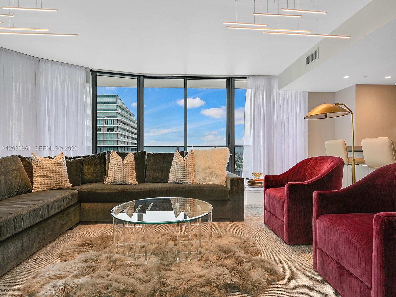1000 Brickell Plaza 3402 Property Photo 3