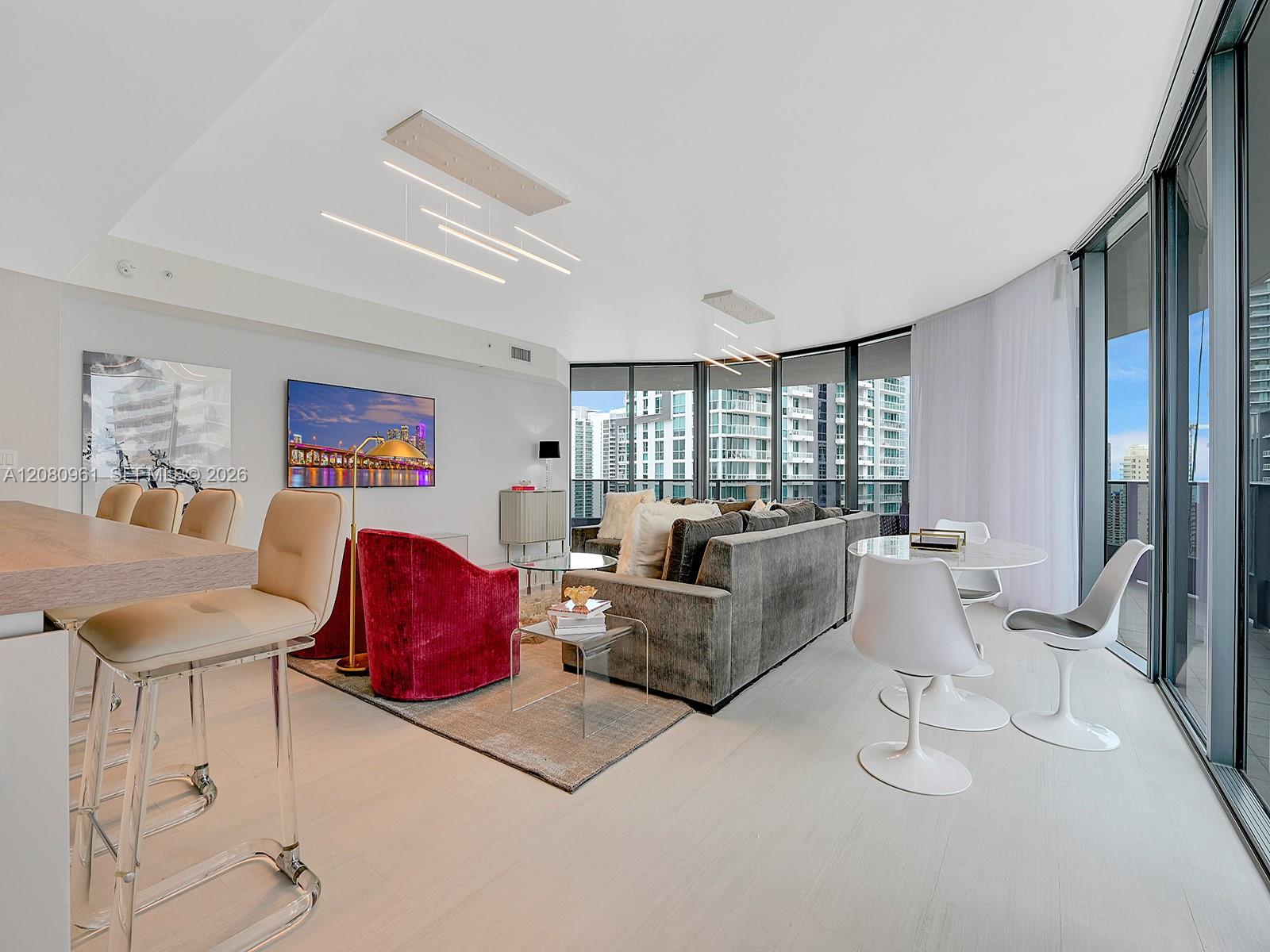 1000 Brickell Plaza 3402 Property Photo 6