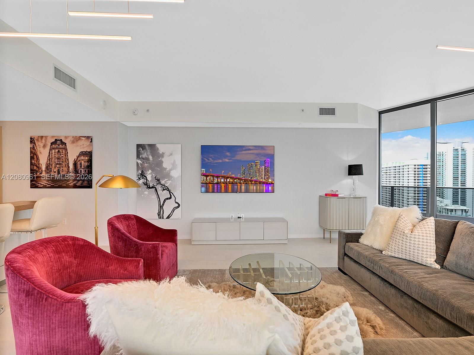 1000 Brickell Plaza 3402 Property Photo 7