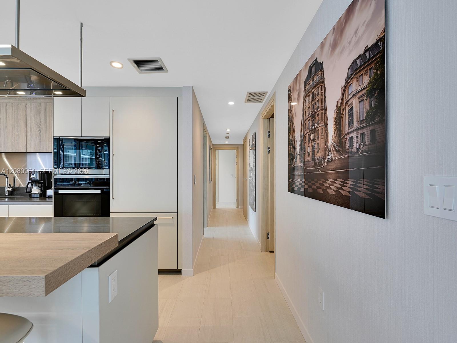 1000 Brickell Plaza 3402 Property Photo 16
