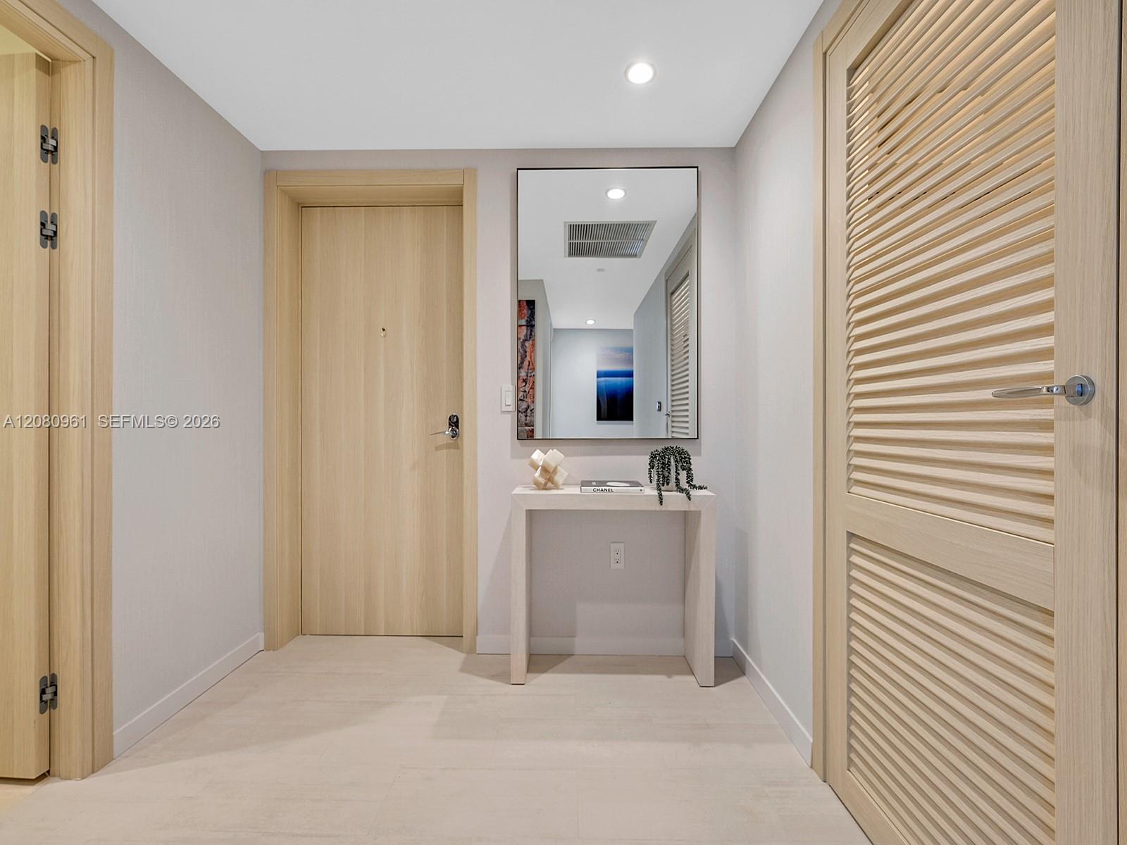 1000 Brickell Plaza 3402 Property Photo 21