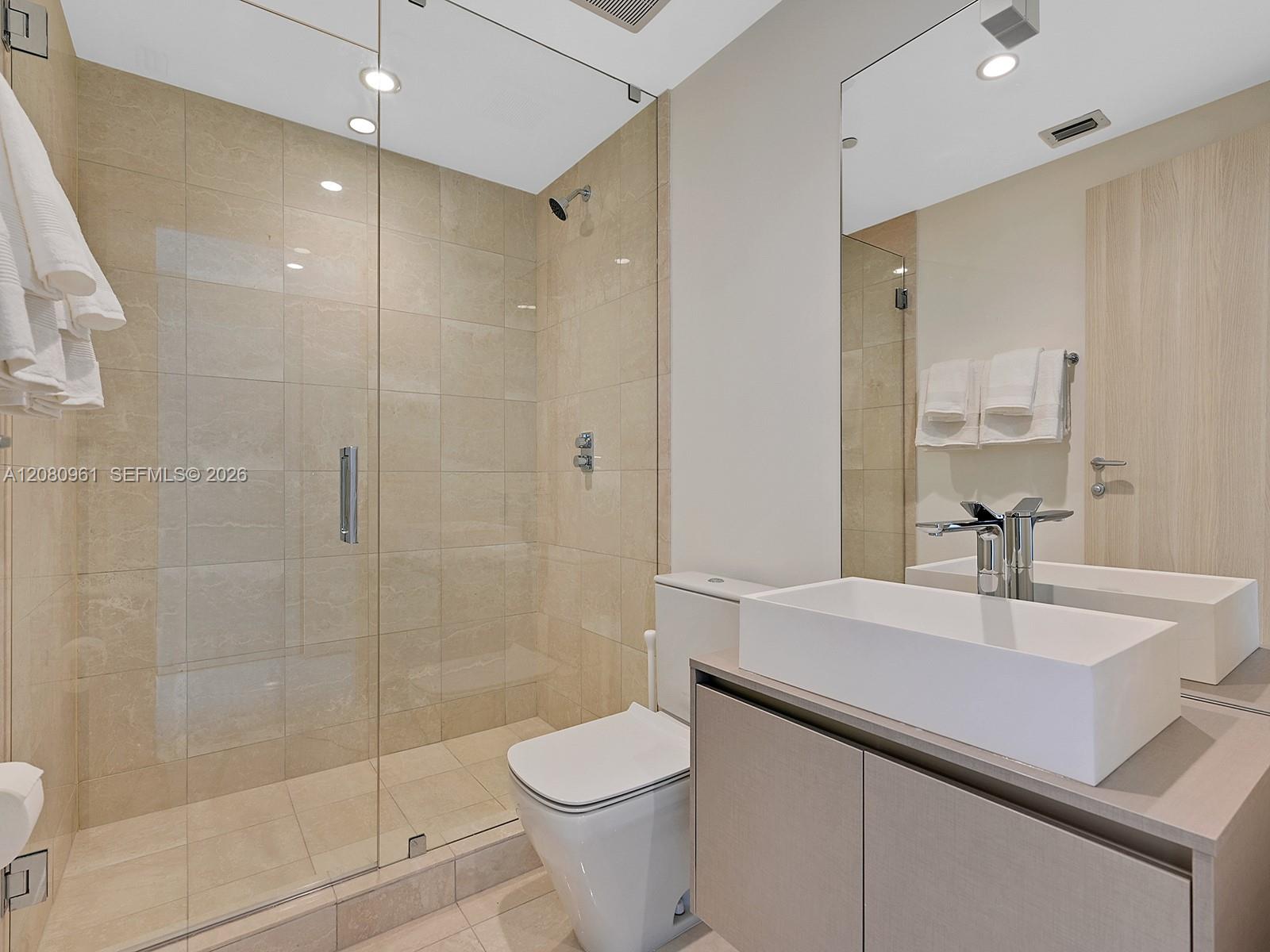 1000 Brickell Plaza 3402 Property Photo 26