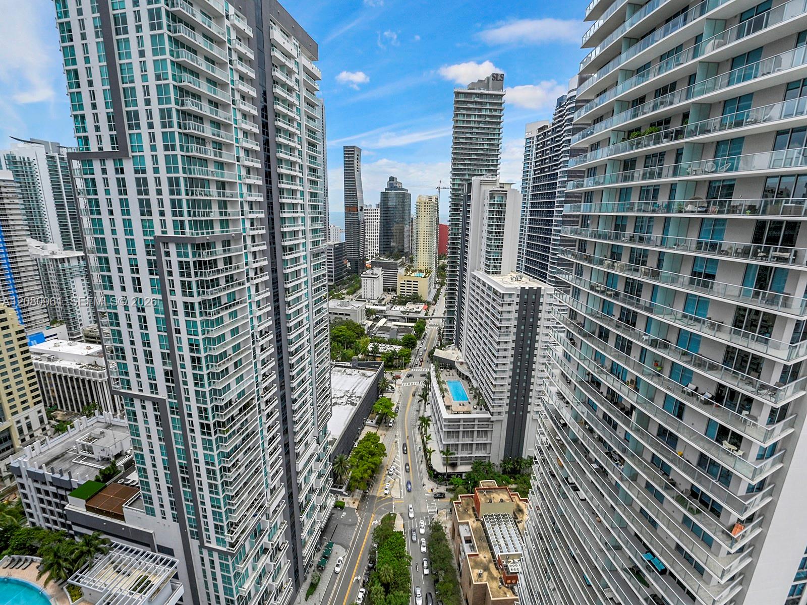 1000 Brickell Plaza 3402 Property Photo 45