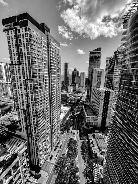 1000 Brickell Plaza 3402 Property Photo 48