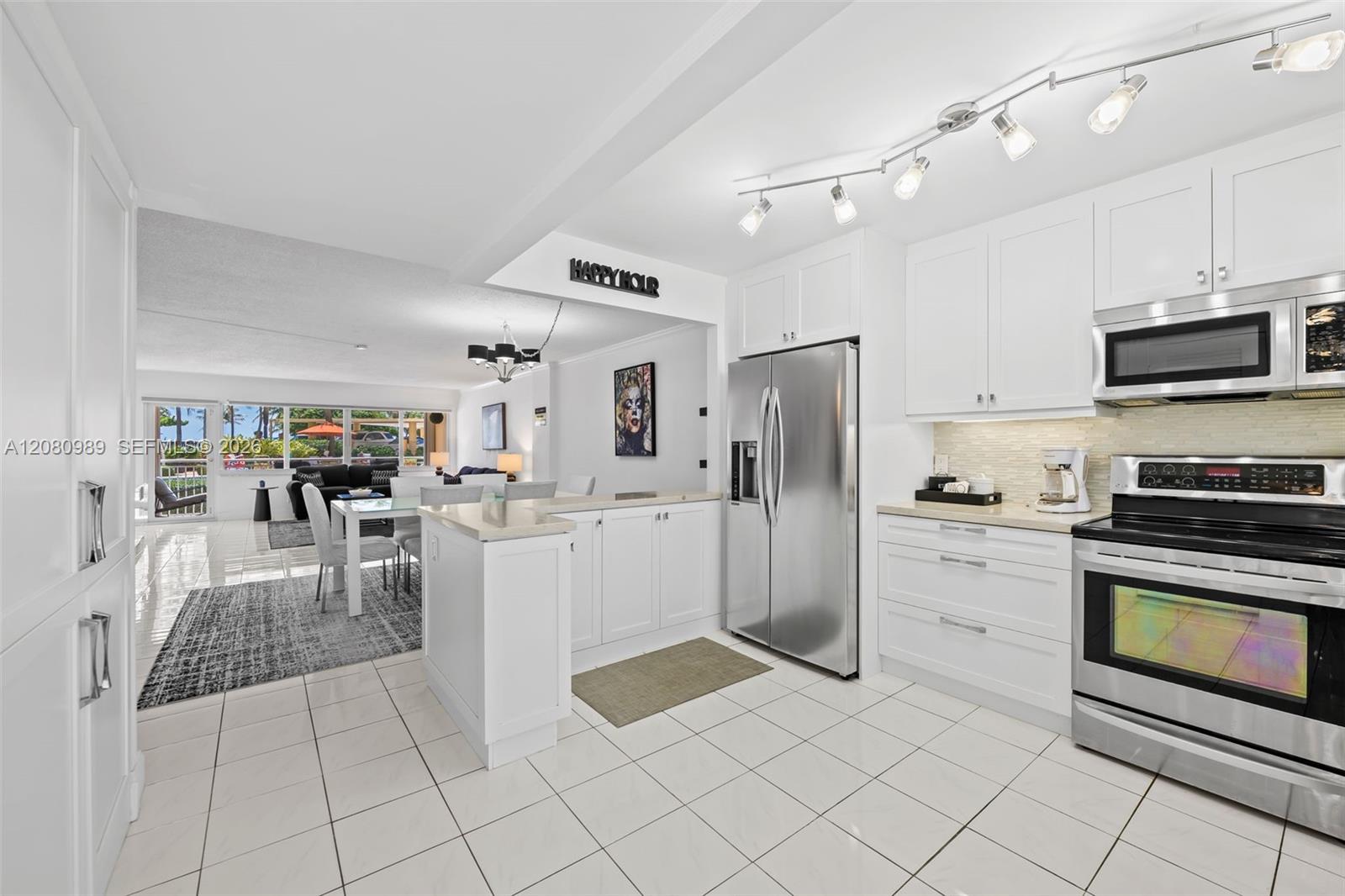 328 N Ocean Boulevard 104 Property Photo 1