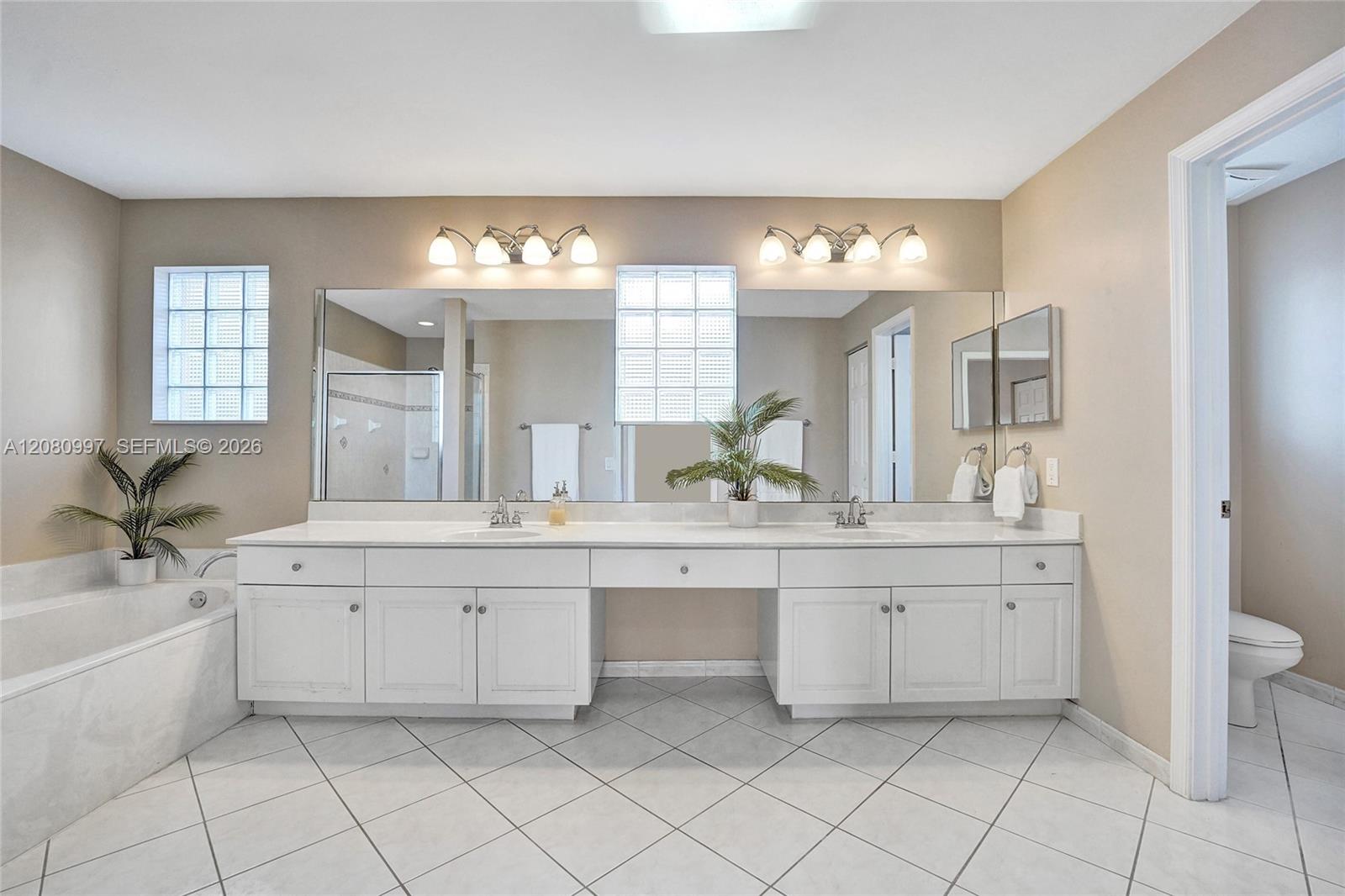 3892 Falcon Ridge Circle Property Photo 14