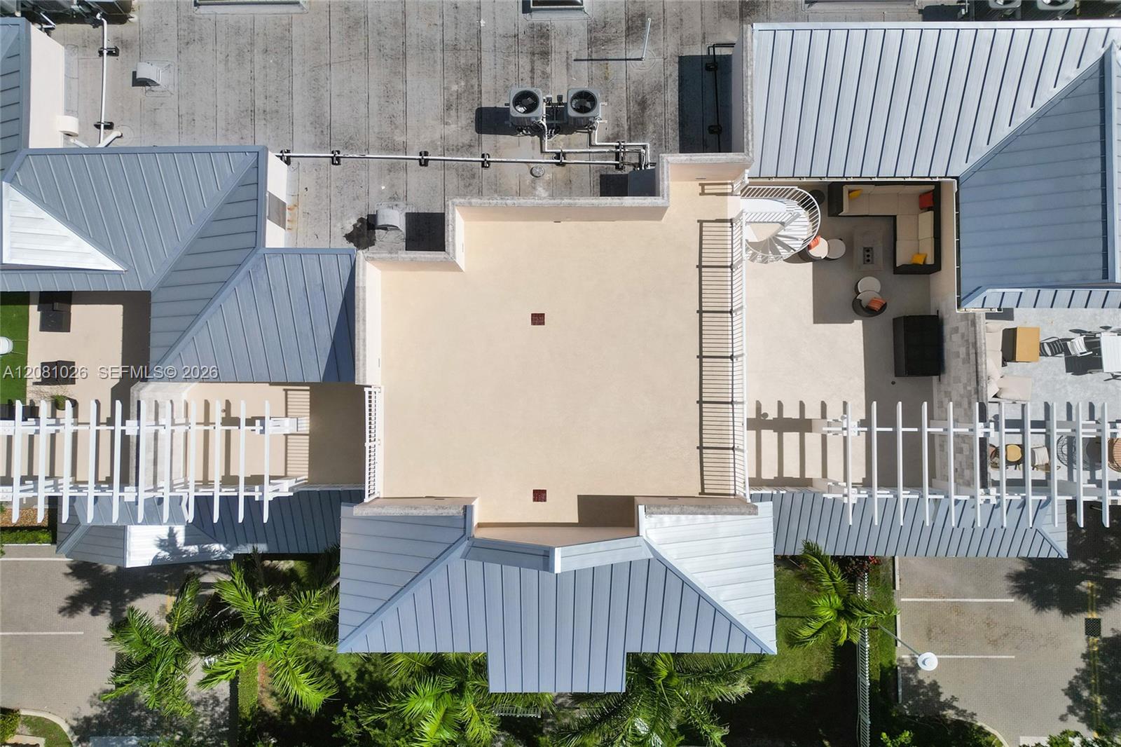 A12081026 Property Photo 17