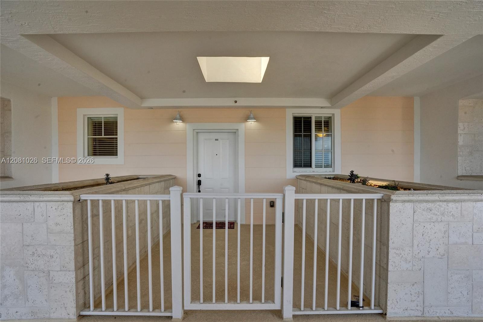 A12081026 Property Photo 19