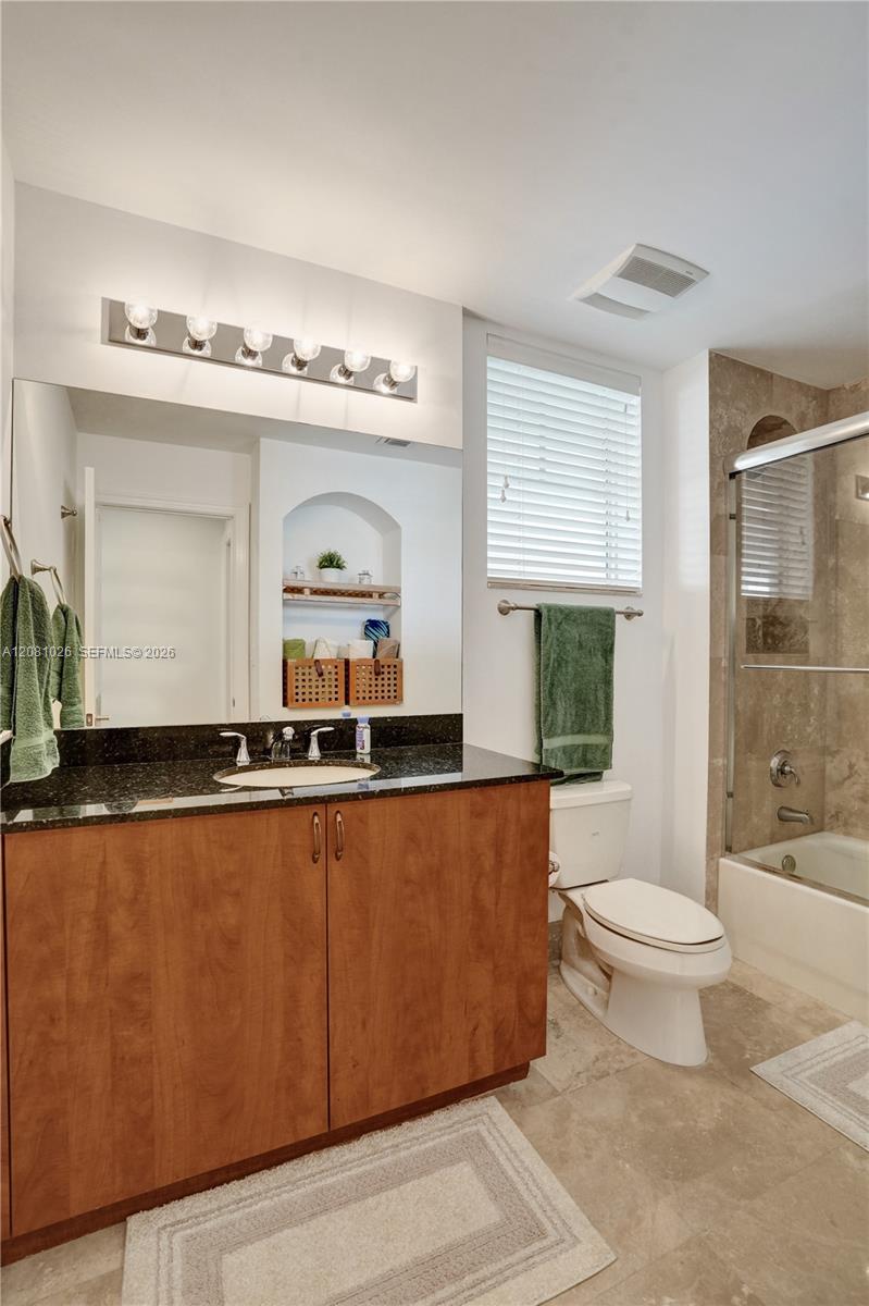 A12081026 Property Photo 21