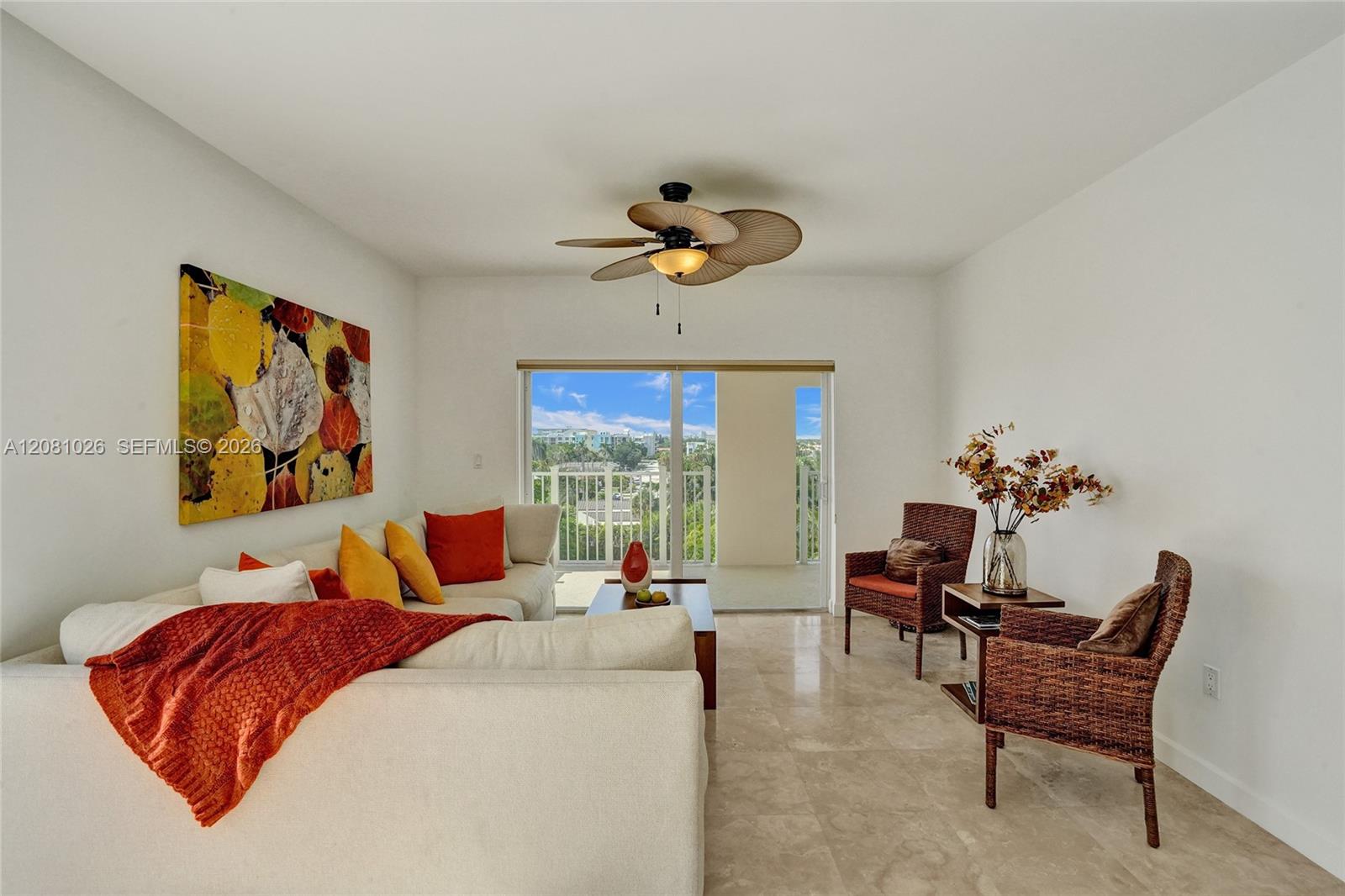 A12081026 Property Photo 44
