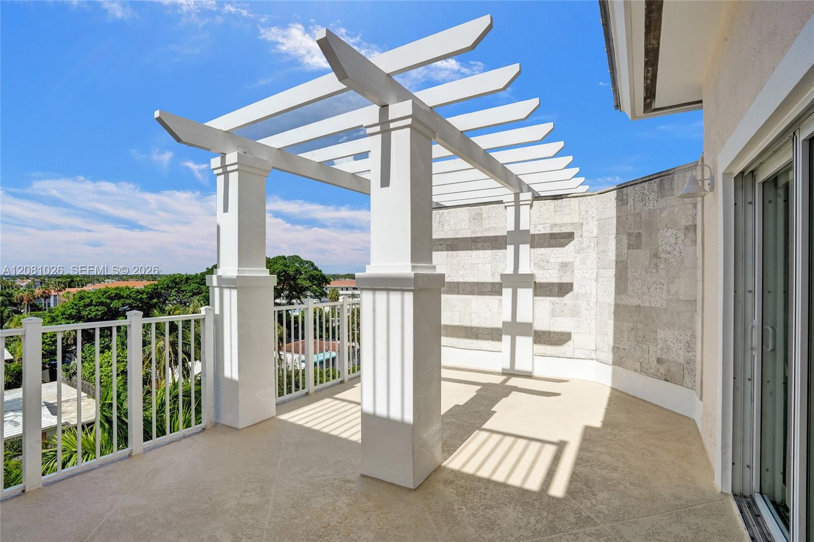 A12081026 Property Photo 66