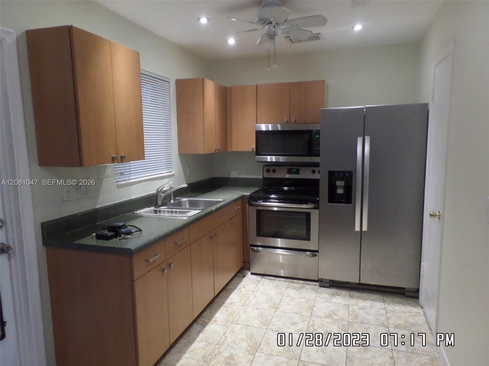 2222 Jackson Street 1E Property Photo 1