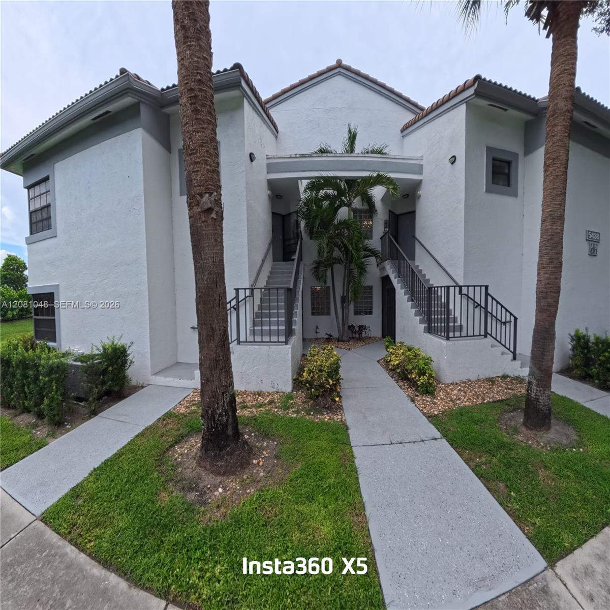 5438 Verona Drive B Property Photo 1