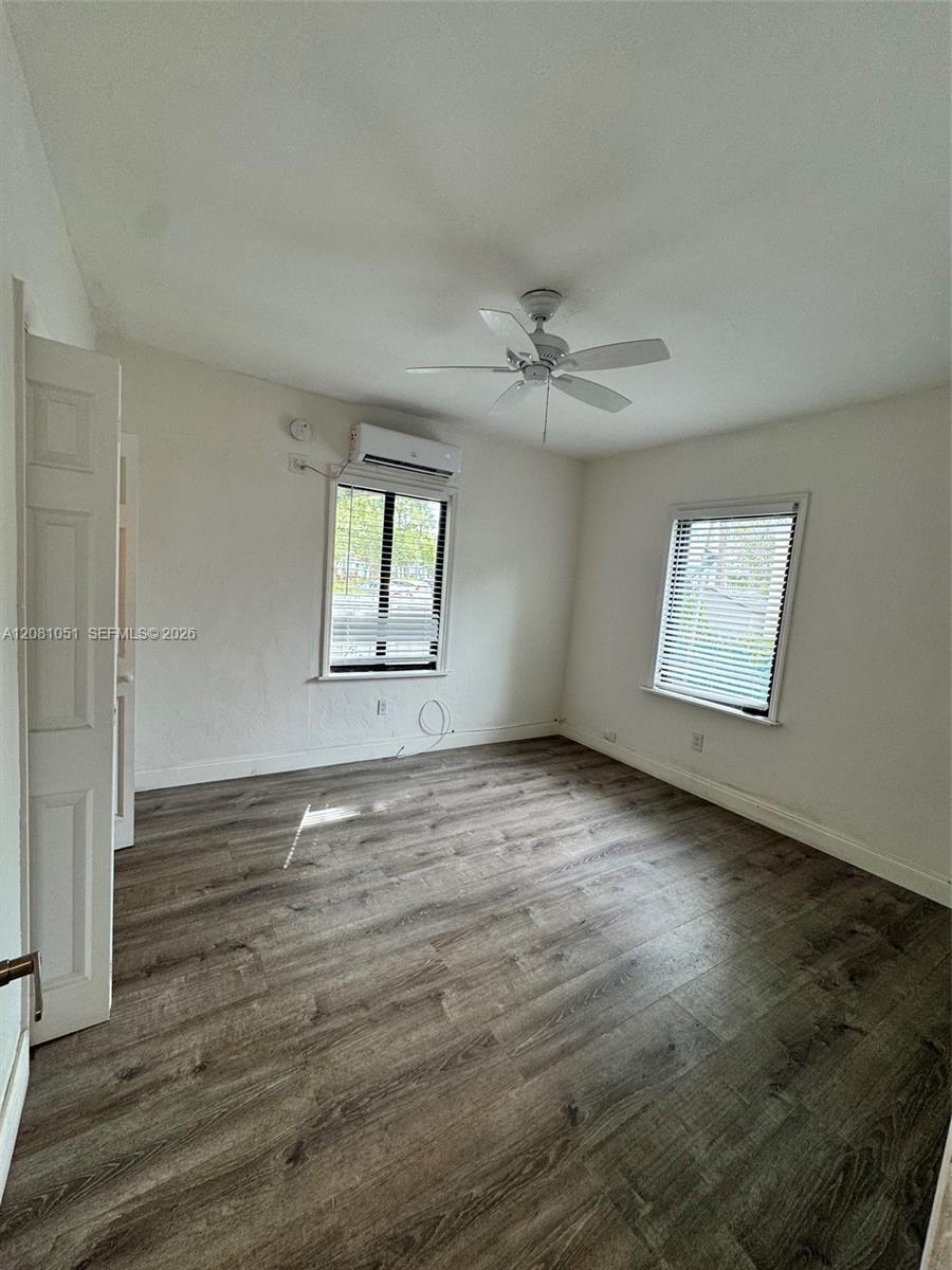 570 Ne 69th Street 5 Property Photo 11