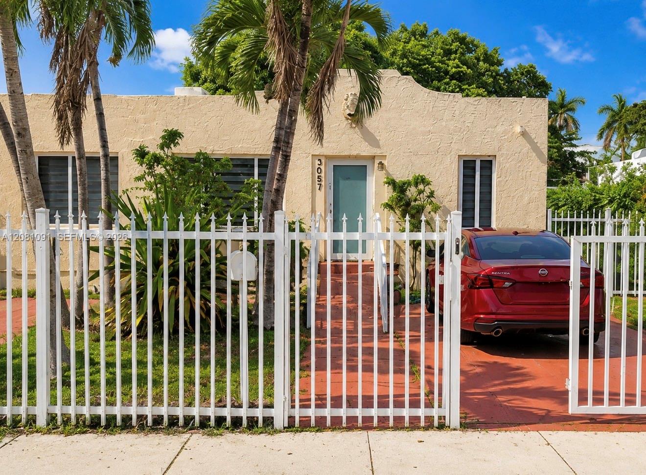 3057 Sw 14th Street Property Photo 1