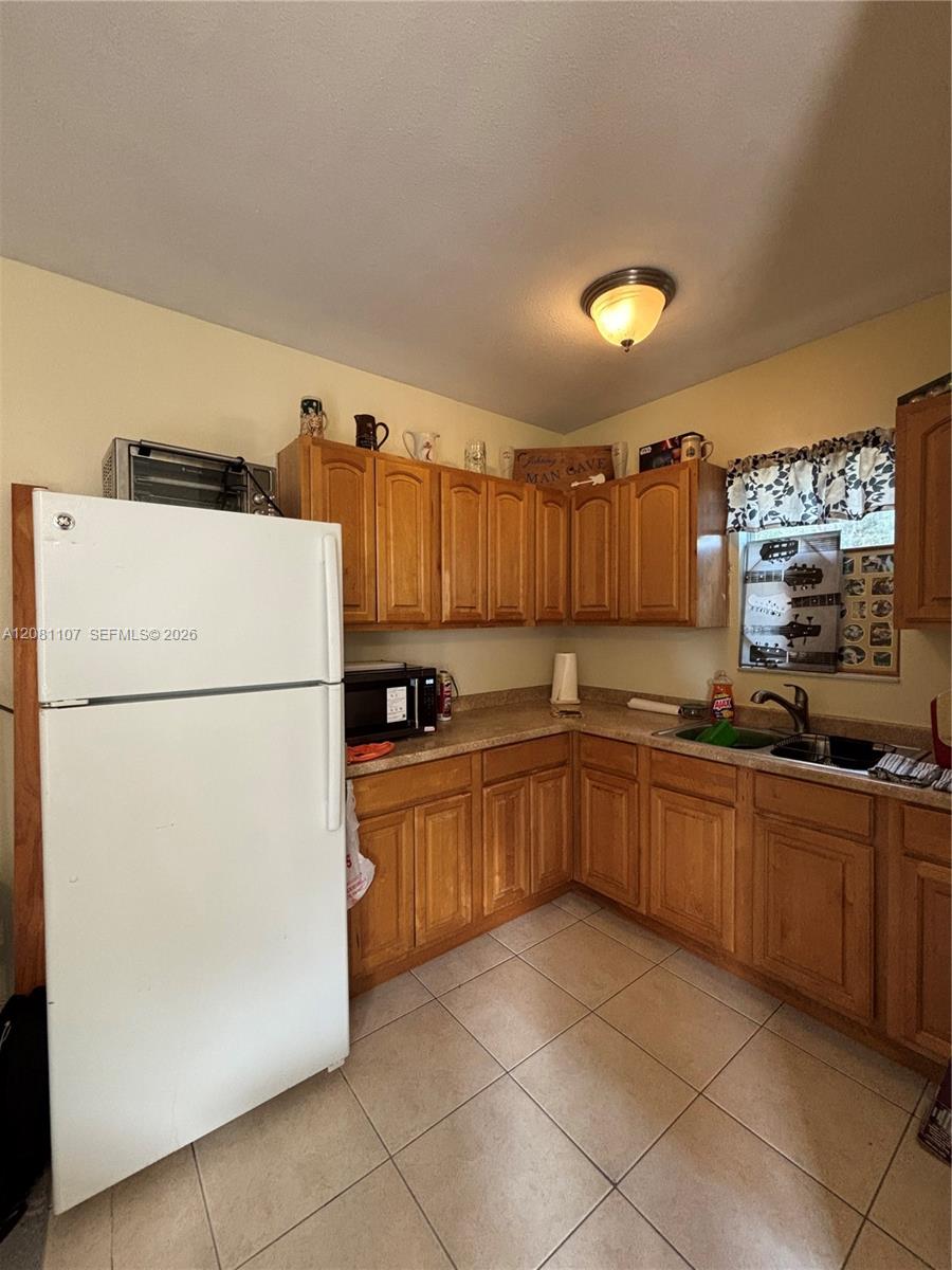 1348 Ortega St Property Photo 20