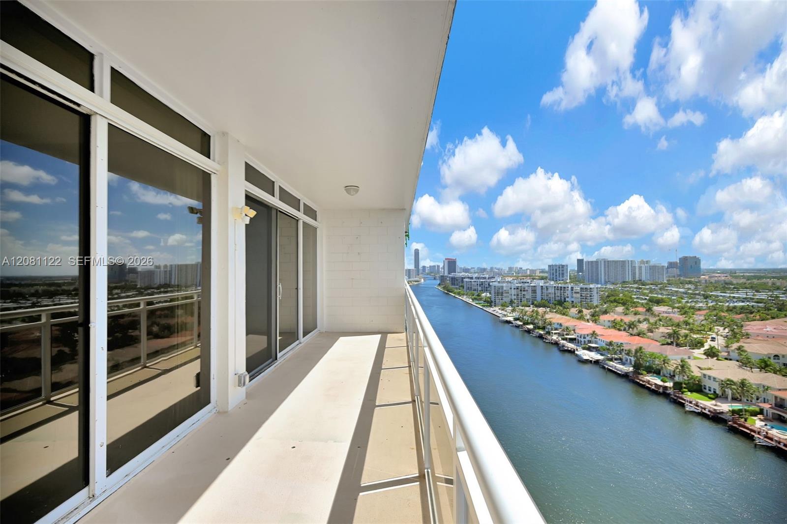 1600 S Ocean Drive Phd Property Photo 1
