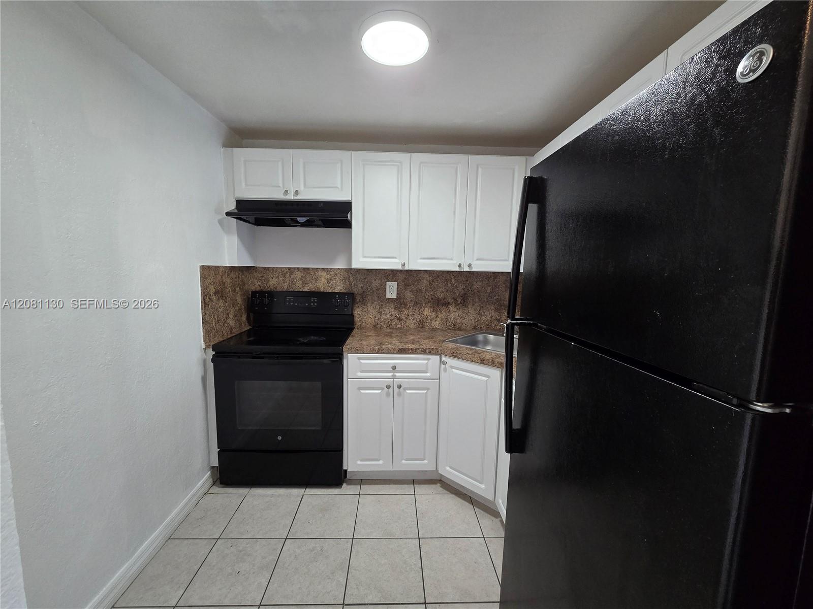 4550 Nw 9th Street 310e Property Photo 3