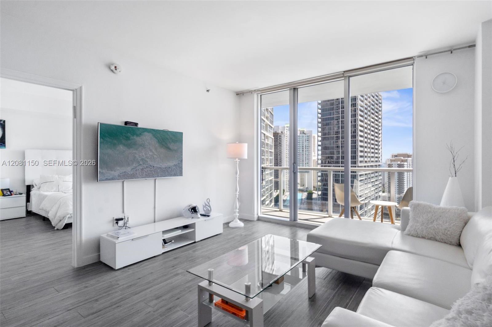 500 Brickell Avenue 3000 Property Photo 6