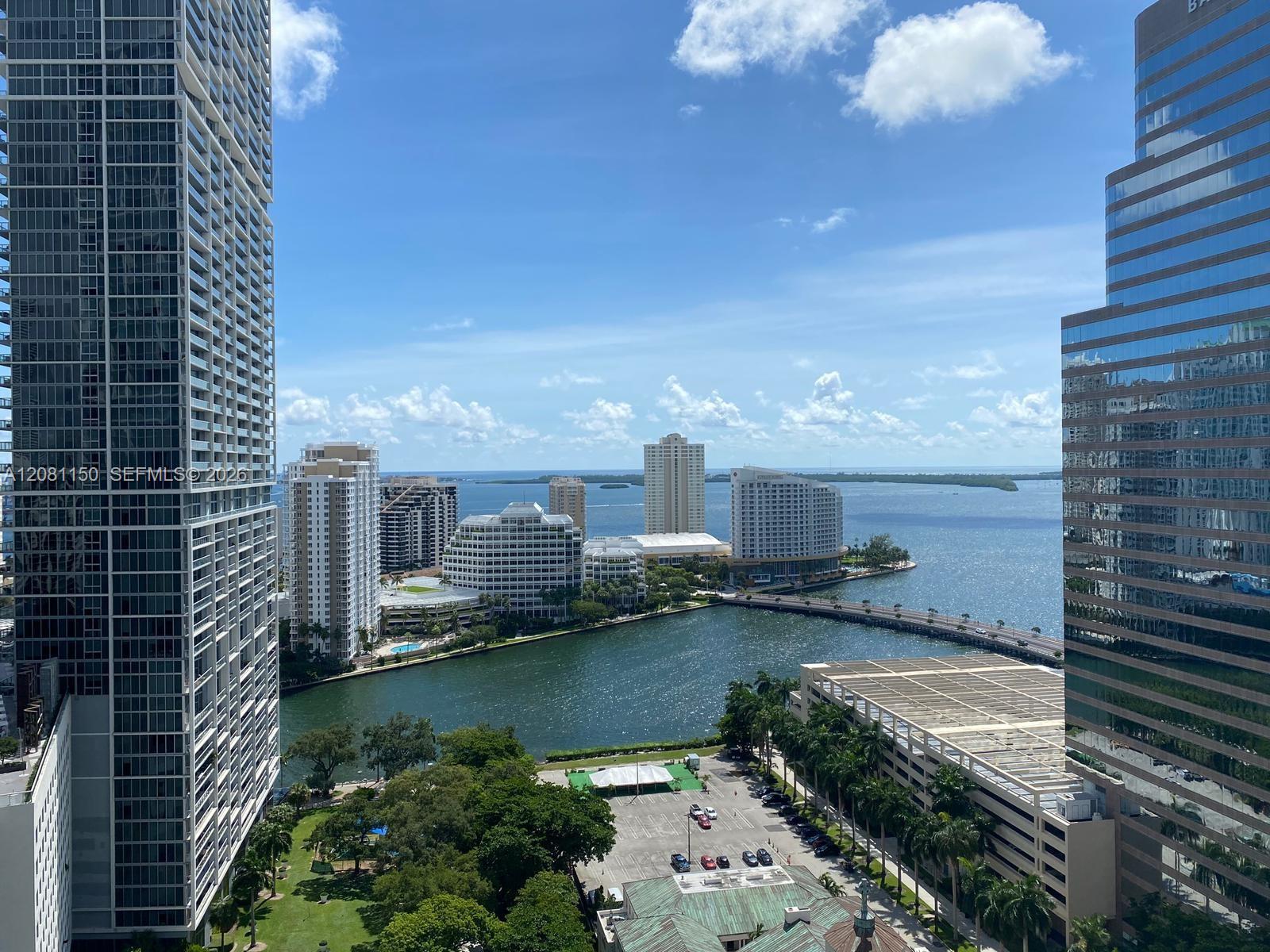 500 Brickell Avenue 3000 Property Photo 17