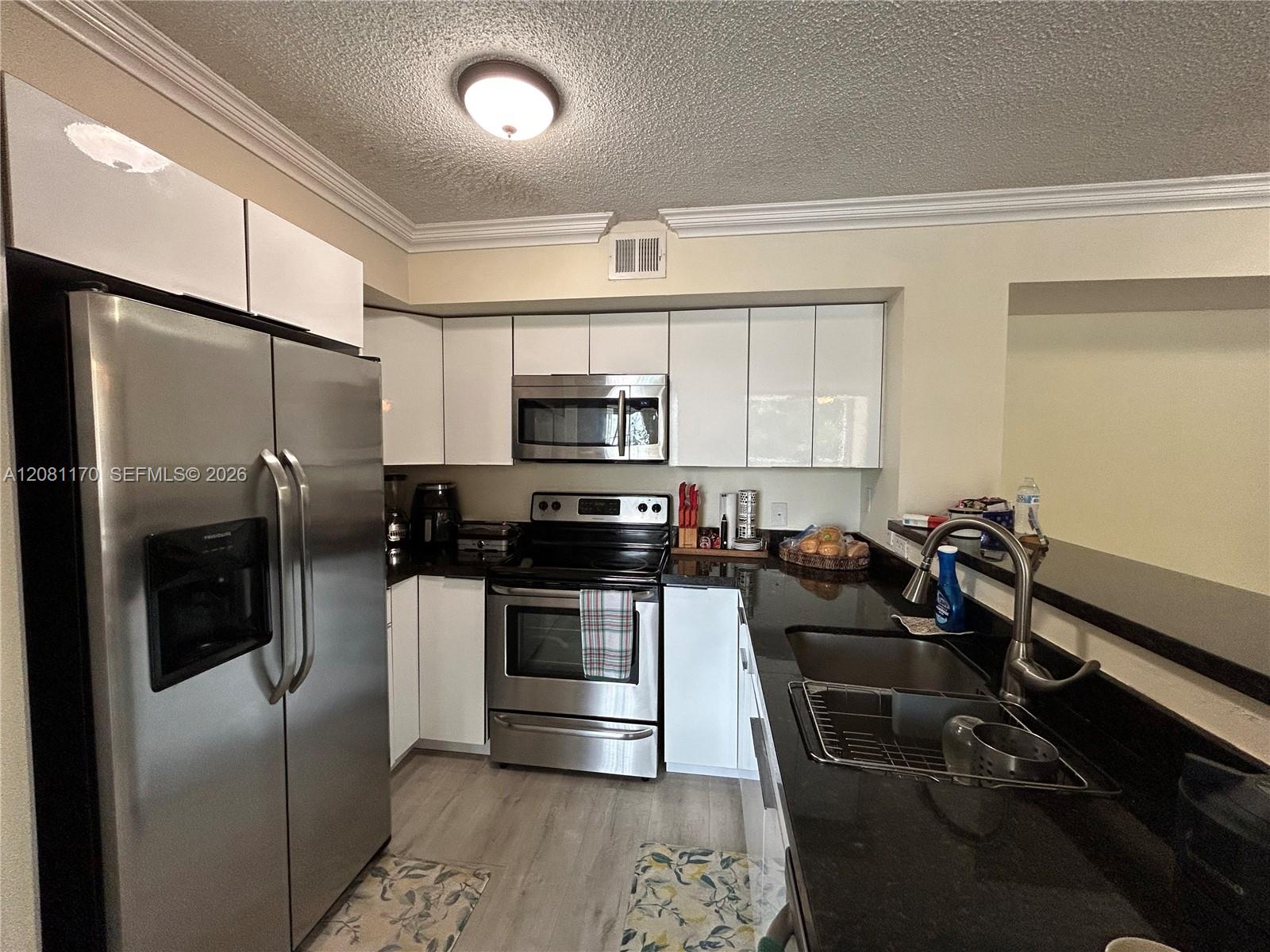 4440 Nw 107th Avenue 208-7 Property Photo 9